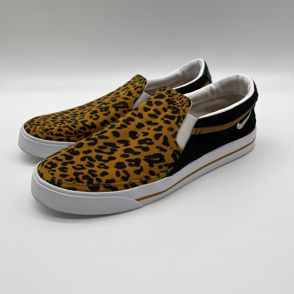 Nike Court Legacy Slip On Shoes Women’s 7.5 Leopard Print Canvas Sneakers